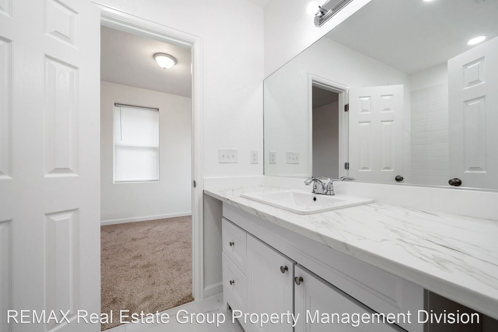 3595 E. Uintah St #102 - Photo 14