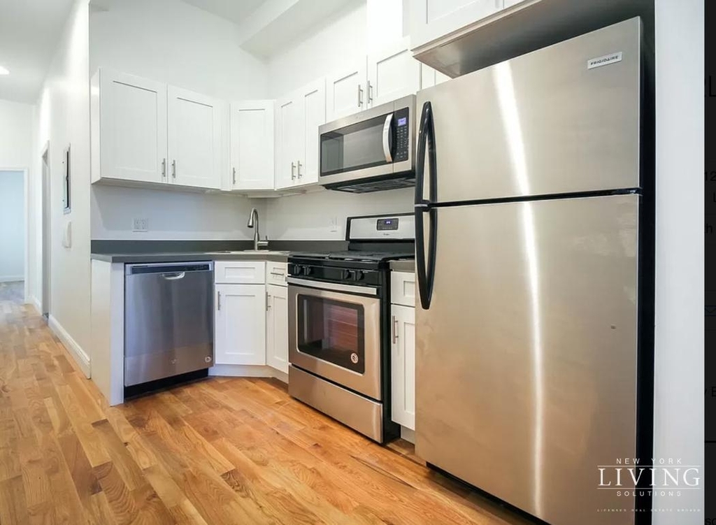 295 Wyckoff Avenue - Photo 0