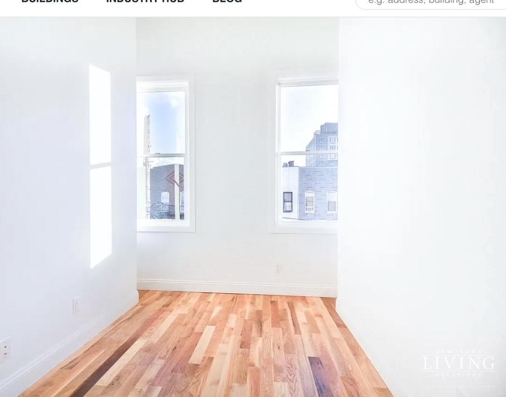 295 Wyckoff Avenue - Photo 2