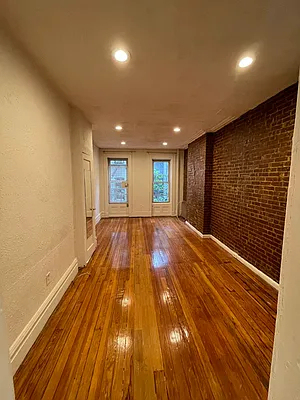 Studio At 324 West 43rd Street For $2,060 By Samir Diab | RentHop