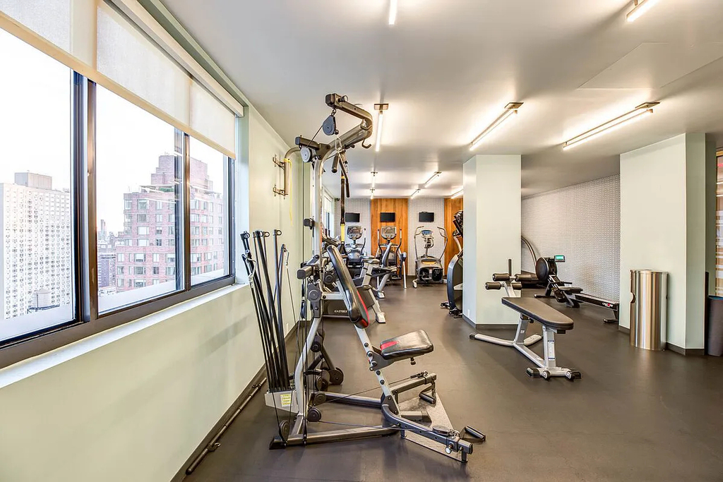 East 91st Street - Photo 1