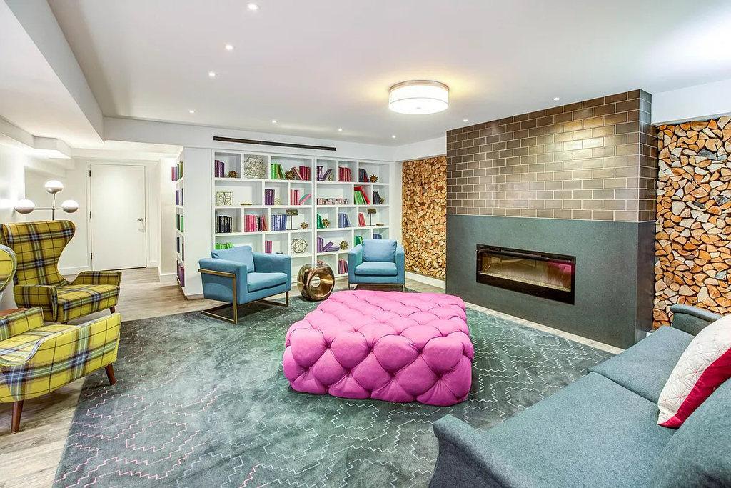 East 91st Street - Photo 5