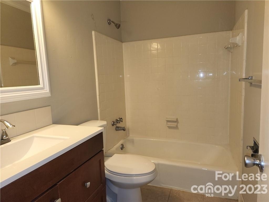 4701 Fairheath Road - Photo 11