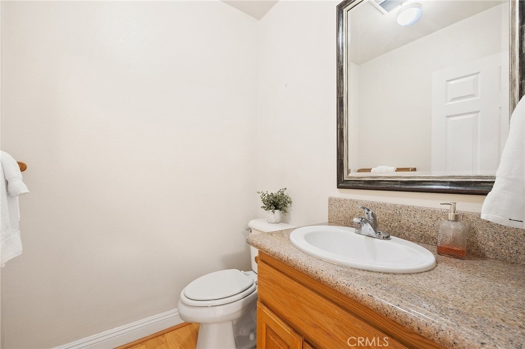 11734 Valley View Avenue - Photo 15