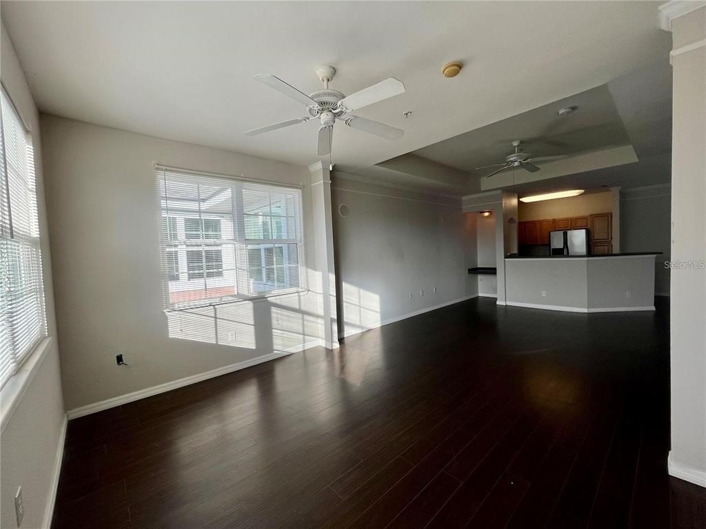 6412 Queens Borough Avenue - Photo 14
