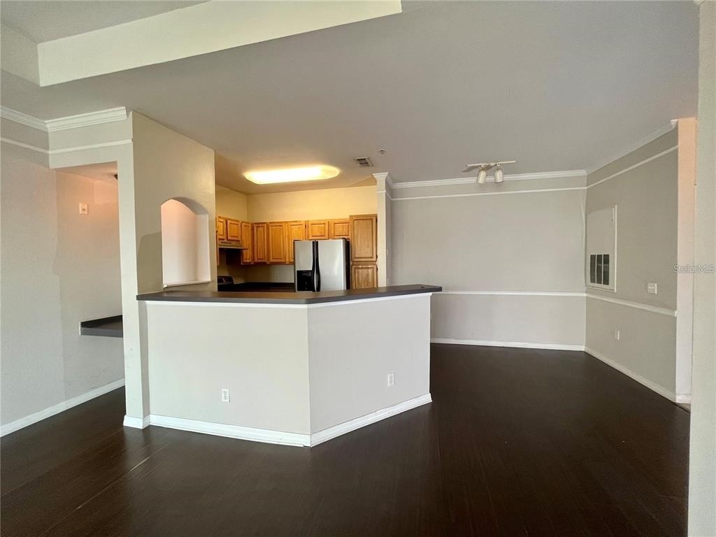 6412 Queens Borough Avenue - Photo 11