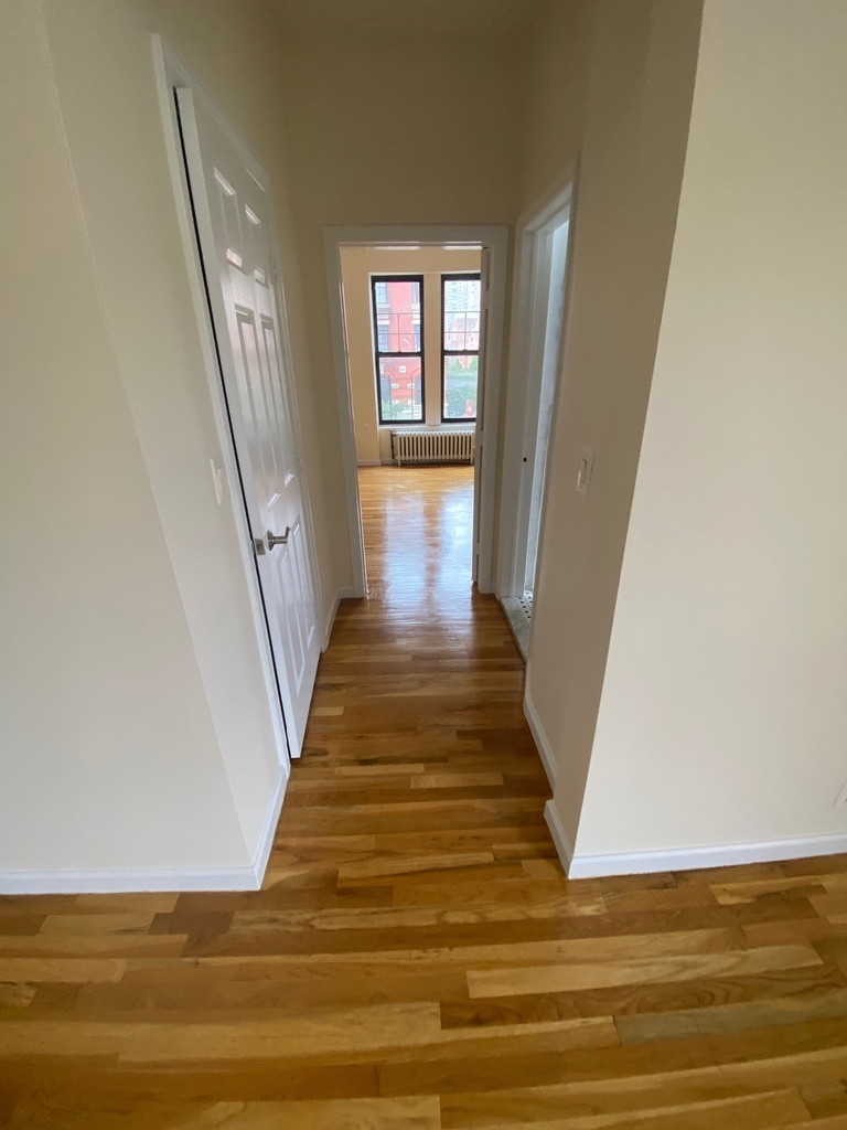 west 72street - Photo 3