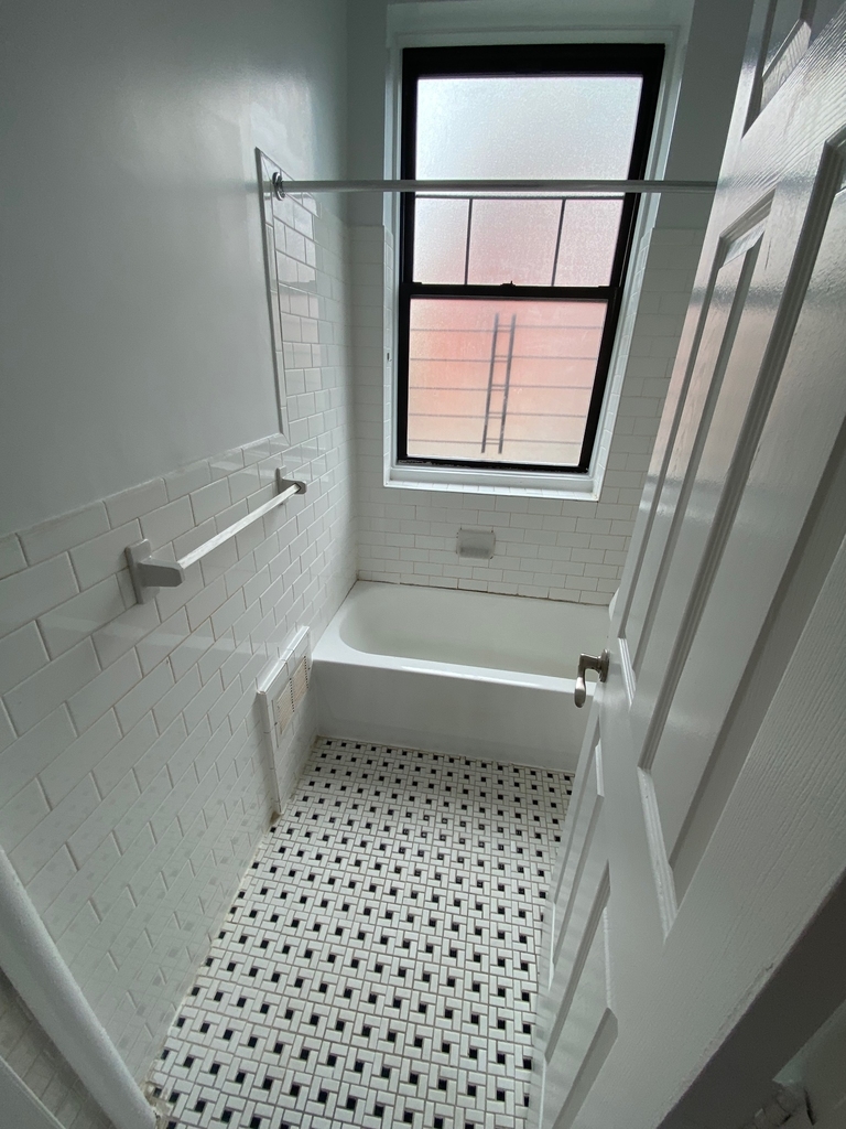 west 72street - Photo 7