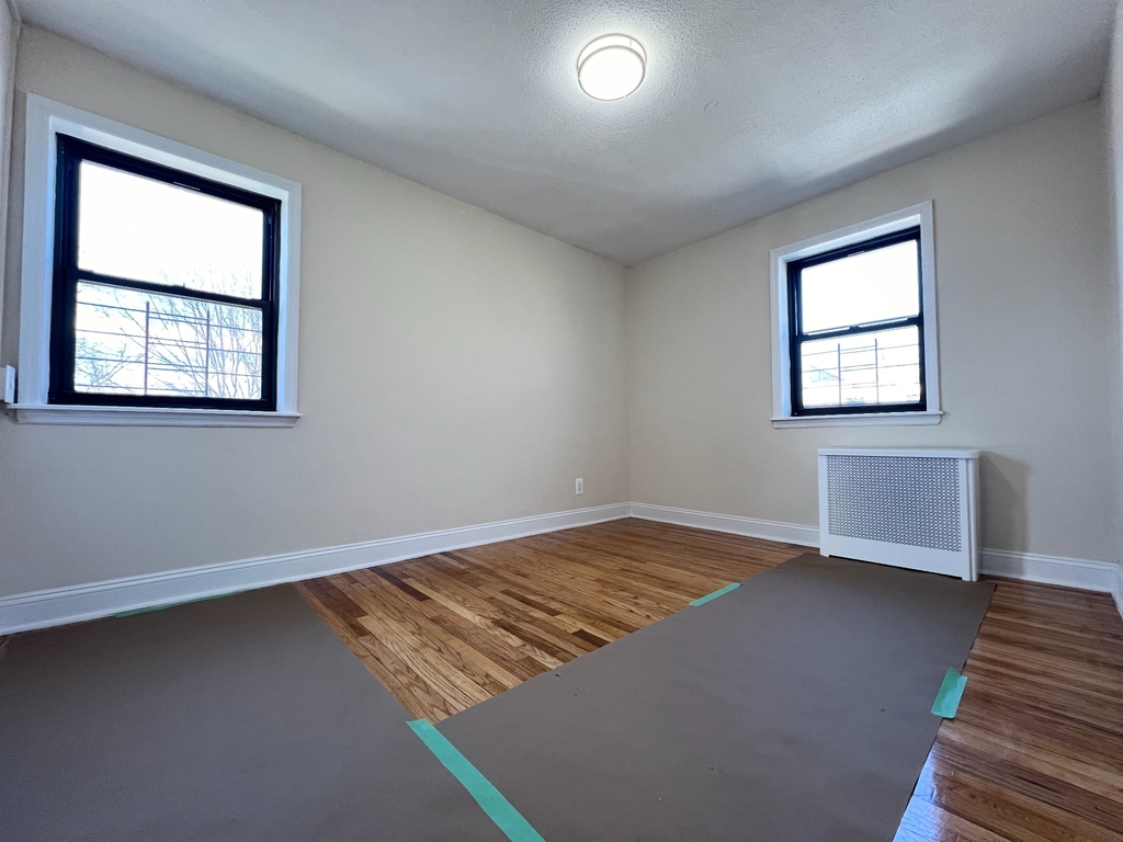 20-65 Shore Boulevard - Photo 7