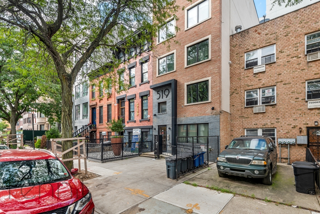519 Herkimer Street - Photo 12