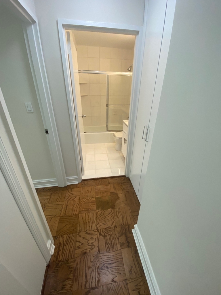 East 71st Street - Photo 4
