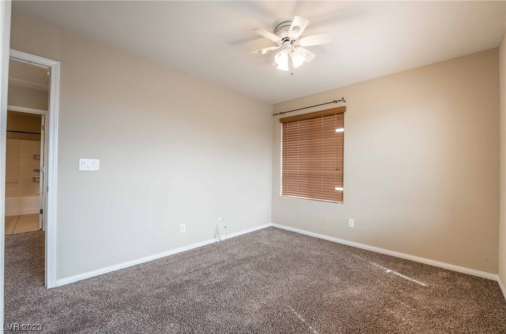 10879 Florence Hills Street - Photo 16