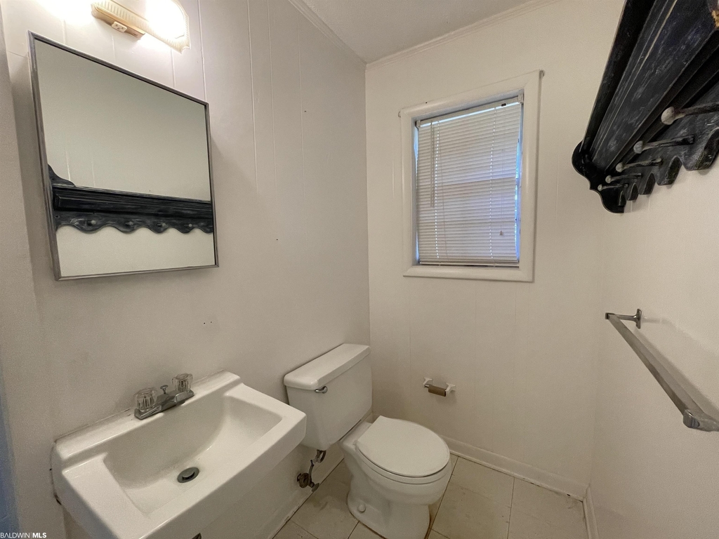 119 Ashley Drive - Photo 4