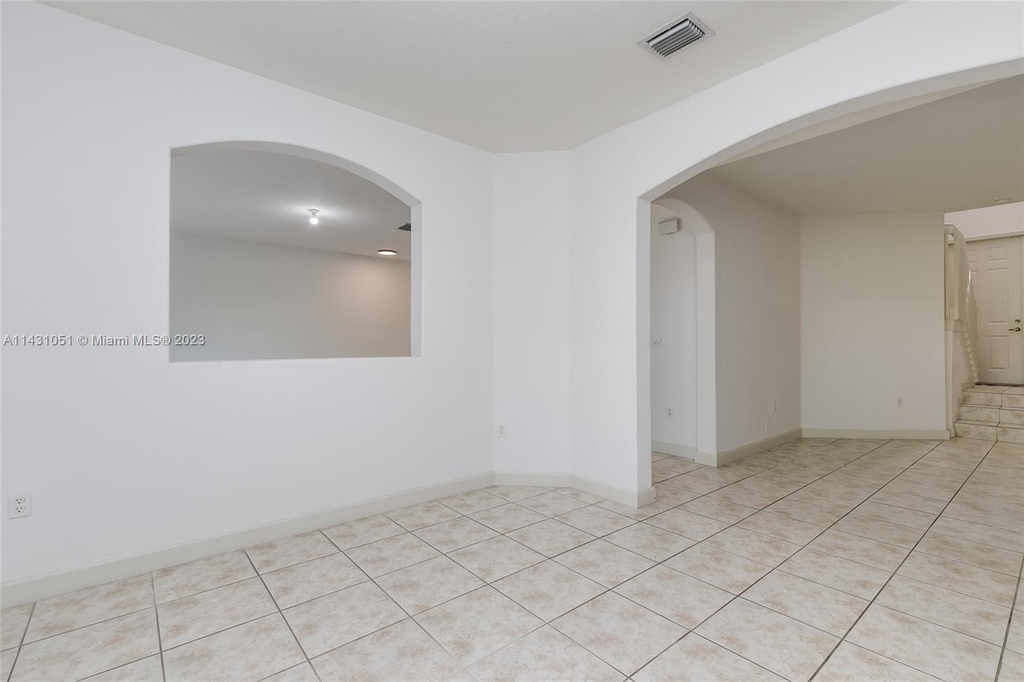 8650 Nw 111th Ct - Photo 13