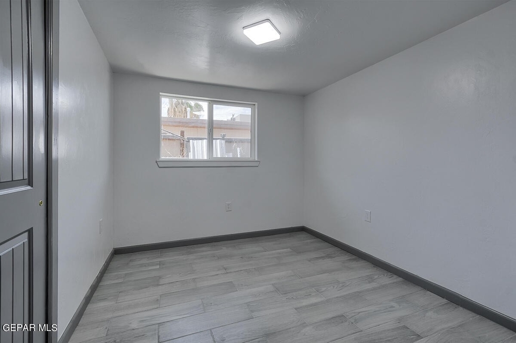 7409 Mimosa Avenue - Photo 14