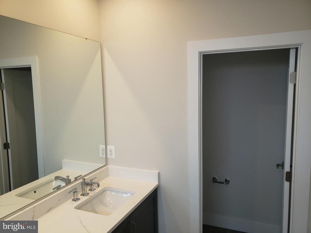 148 Ike Dr - Photo 10