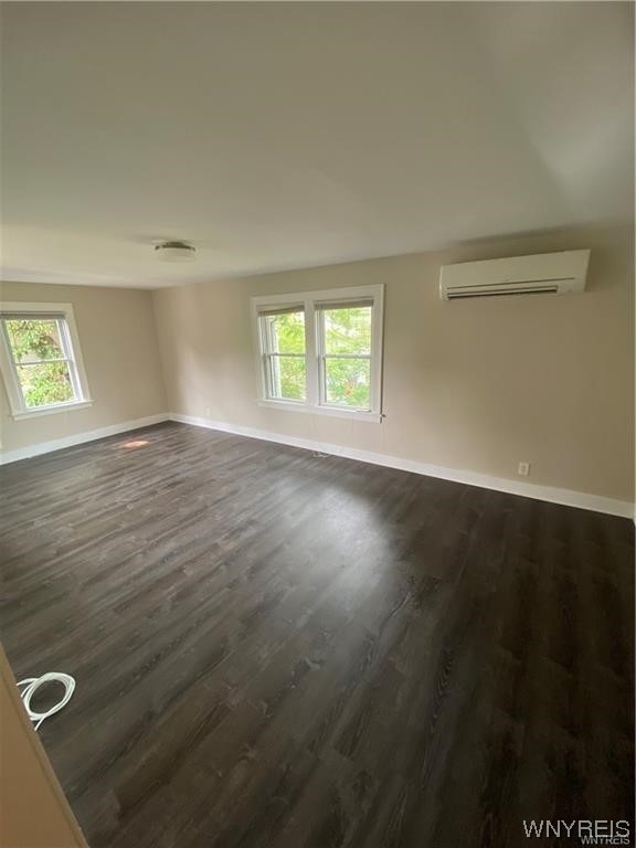 688 W Ferry Street - Photo 10