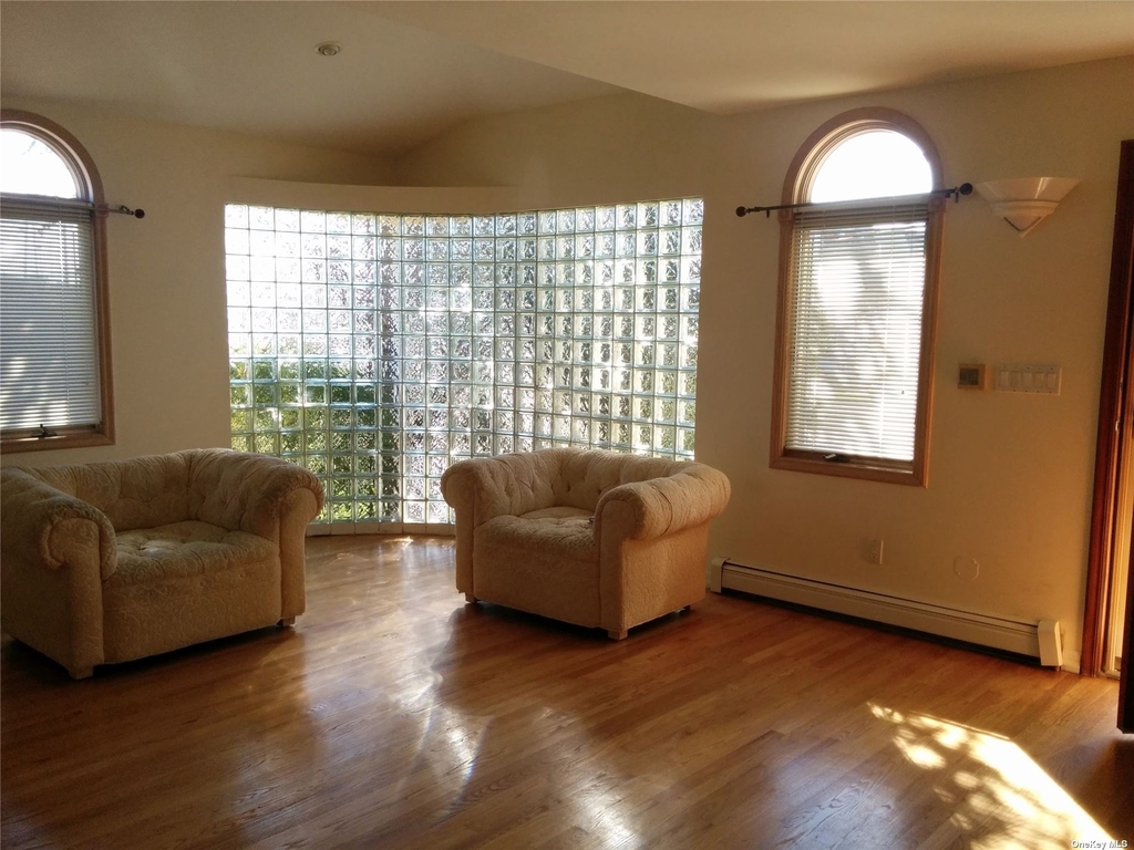 48 Orchard Beach Boulevard - Photo 1