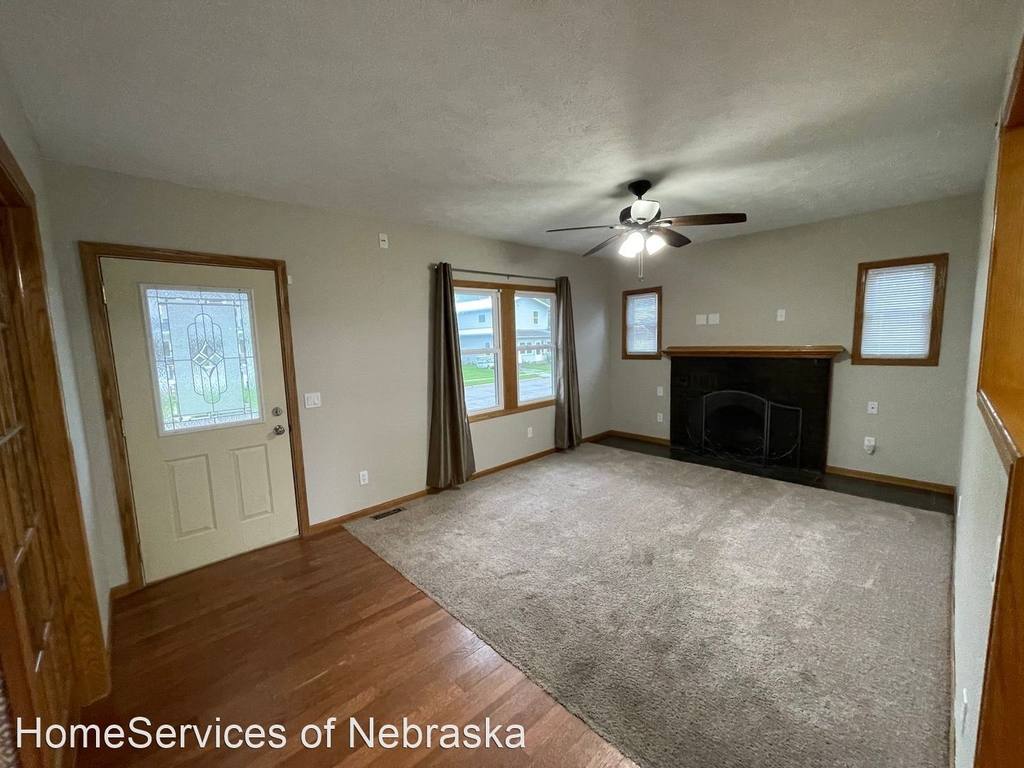 3020 Starr St - Photo 3