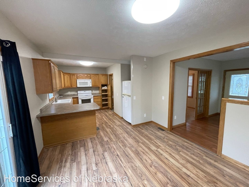 3020 Starr St - Photo 8