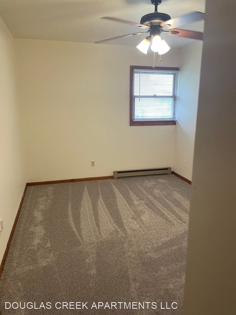300-302 Mill St - Photo 2