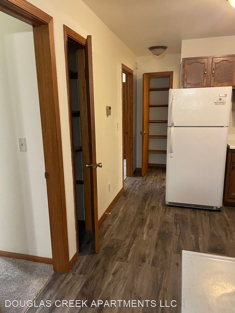 300-302 Mill St - Photo 1