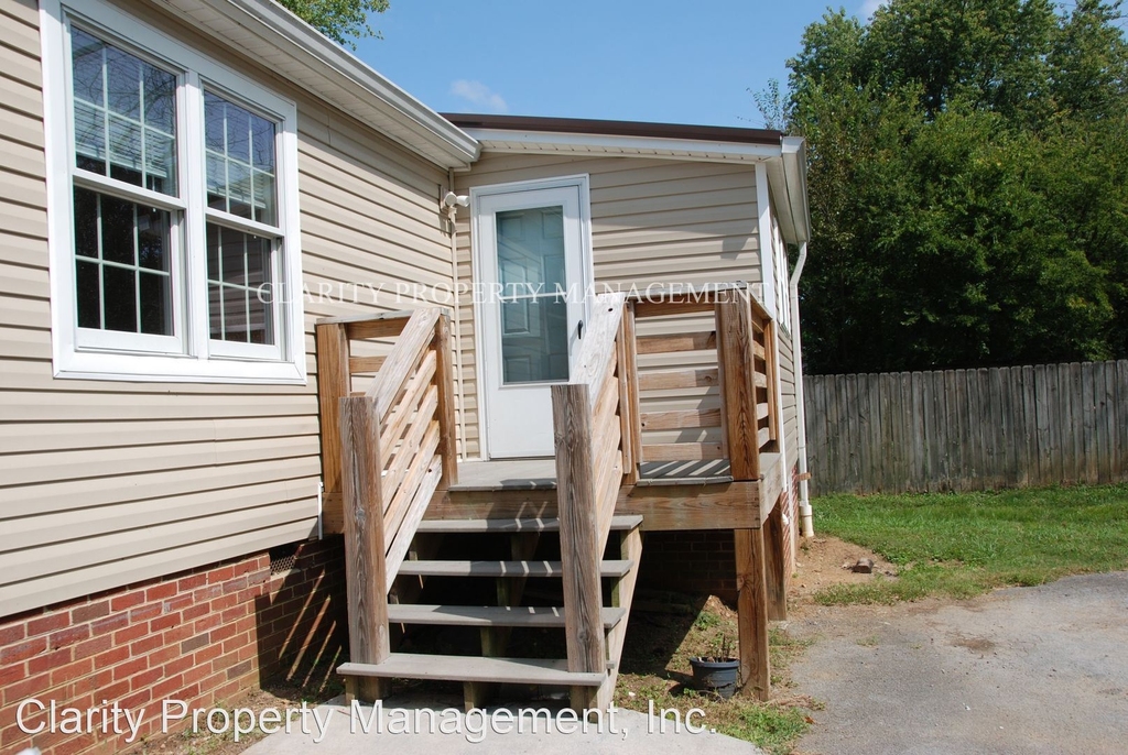 1102 Georgetown Rd Nw - Photo 2