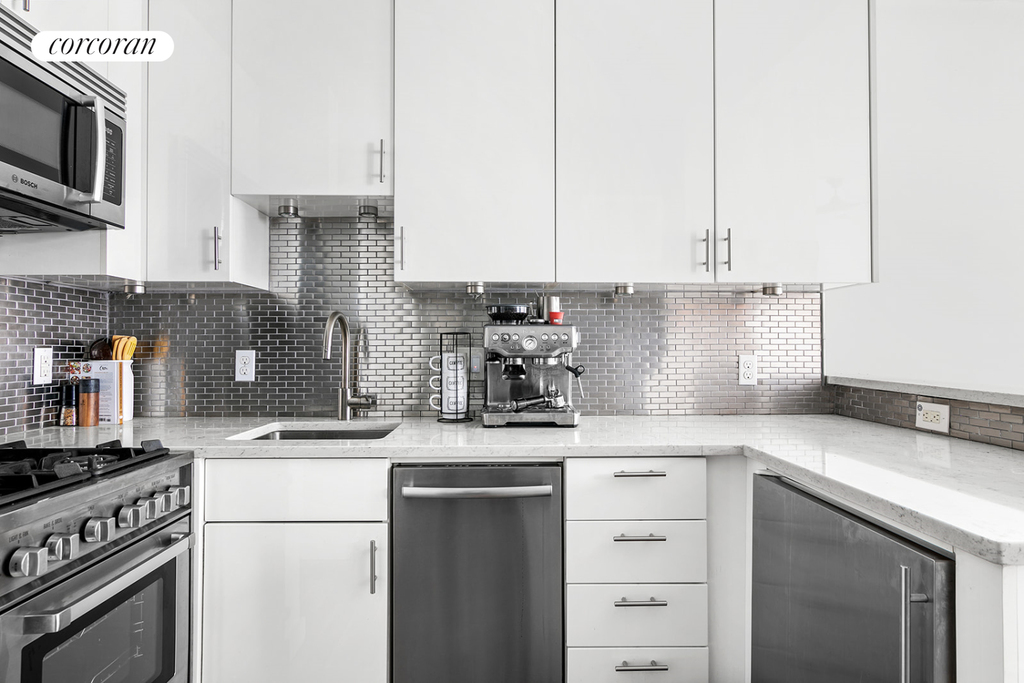 66 Madison Avenue - Photo 2