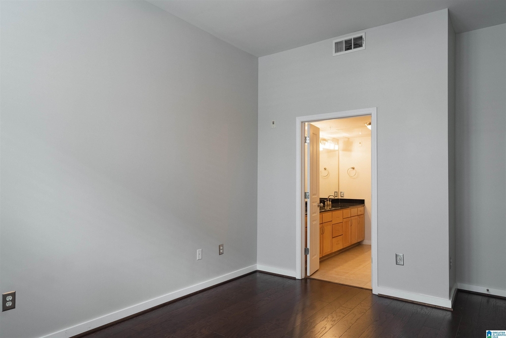 2020 5th Avenue - Photo 9