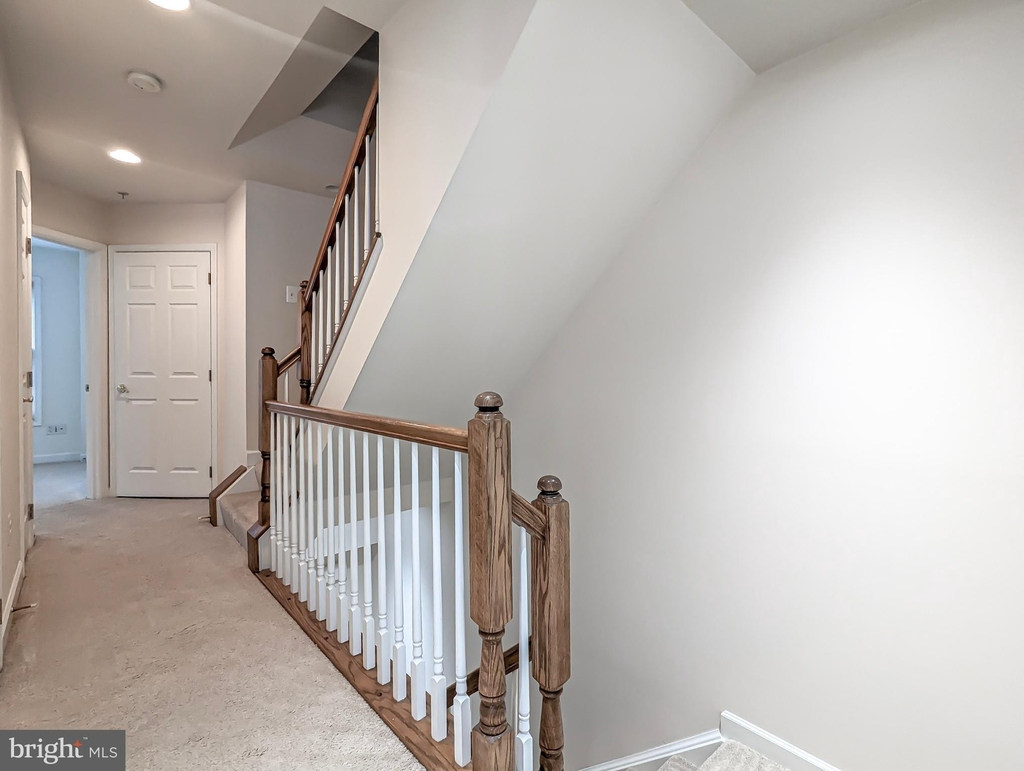 8844 Mansion View Court - Photo 22