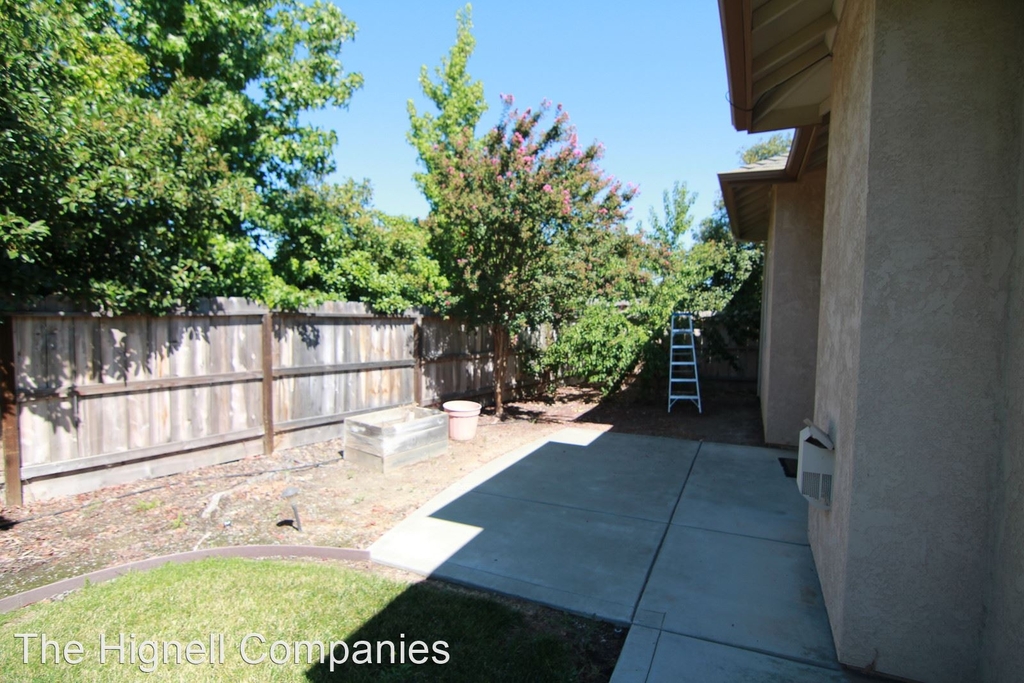 341 Bell Way - Photo 21