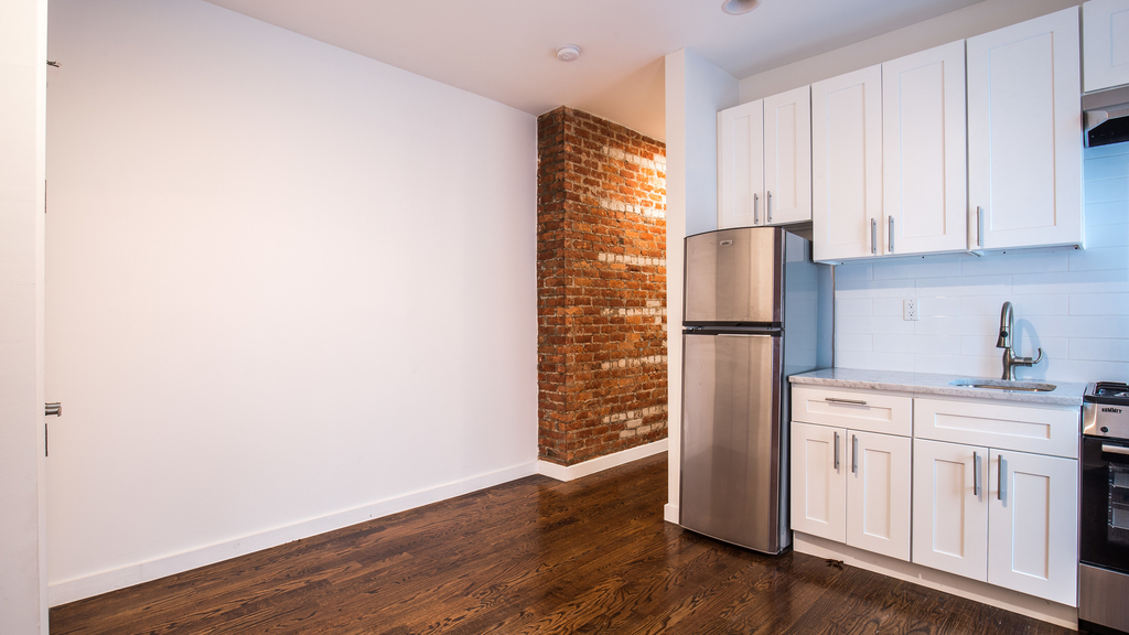 410 Eastern Parkway - Photo 4