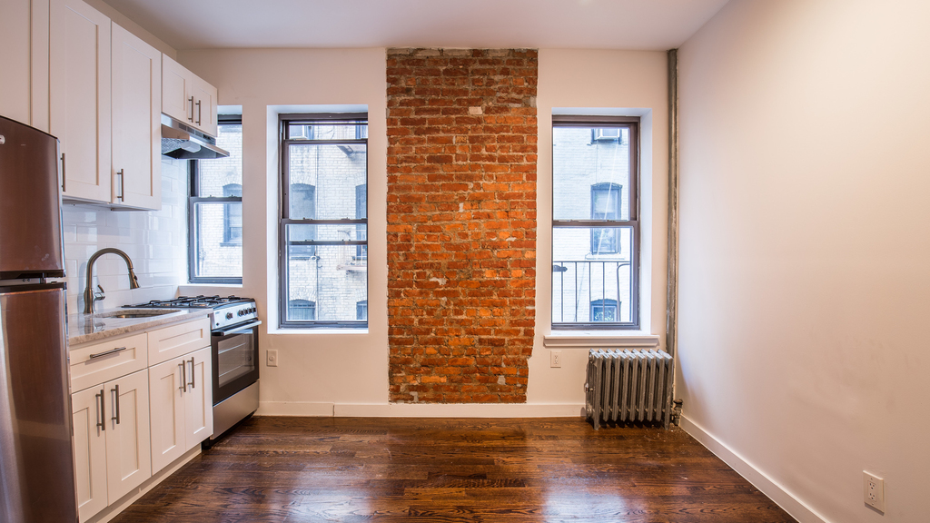 410 Eastern Parkway - Photo 3