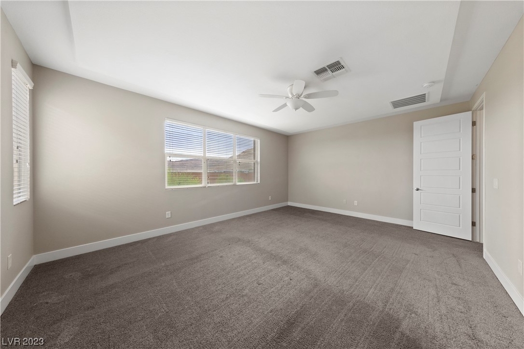 10246 Kesington Drive - Photo 25