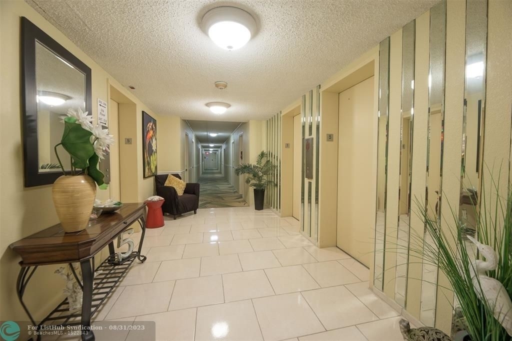 305 N Pompano Beach Blvd - Photo 18