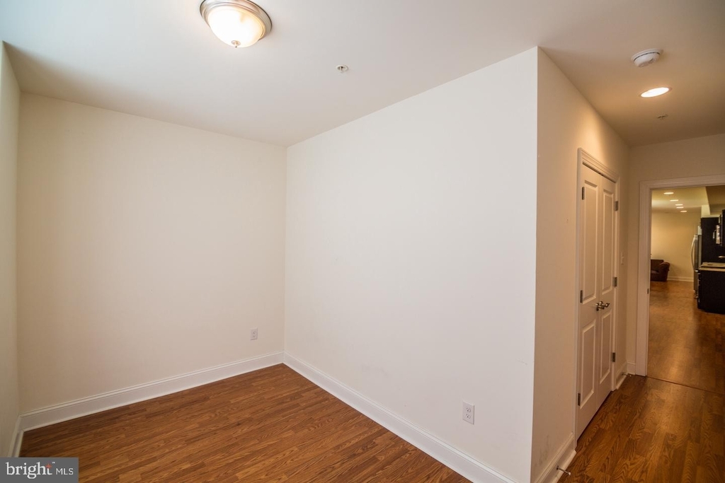 3432 Wallace Street - Photo 6