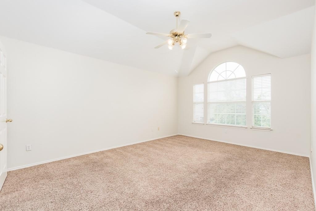 4320 Lansbury Lane - Photo 13