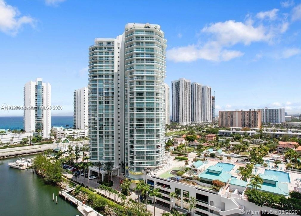 250 Sunny Isles Blvd - Photo 15