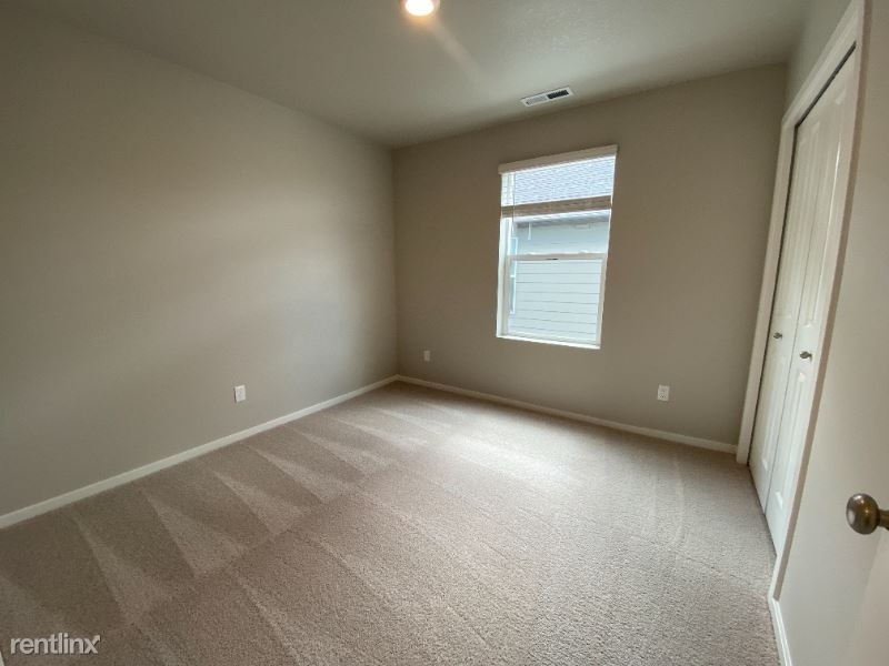 3550 Sw Snowberry Ave - Photo 18