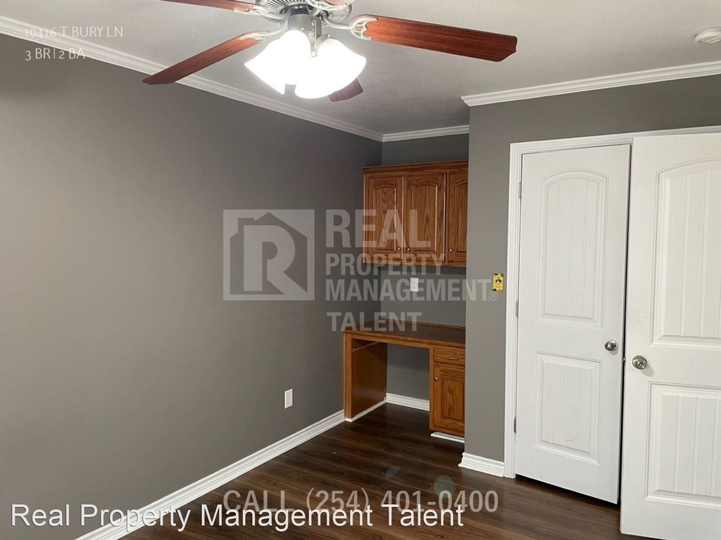 10416 T Bury Ln - Photo 8