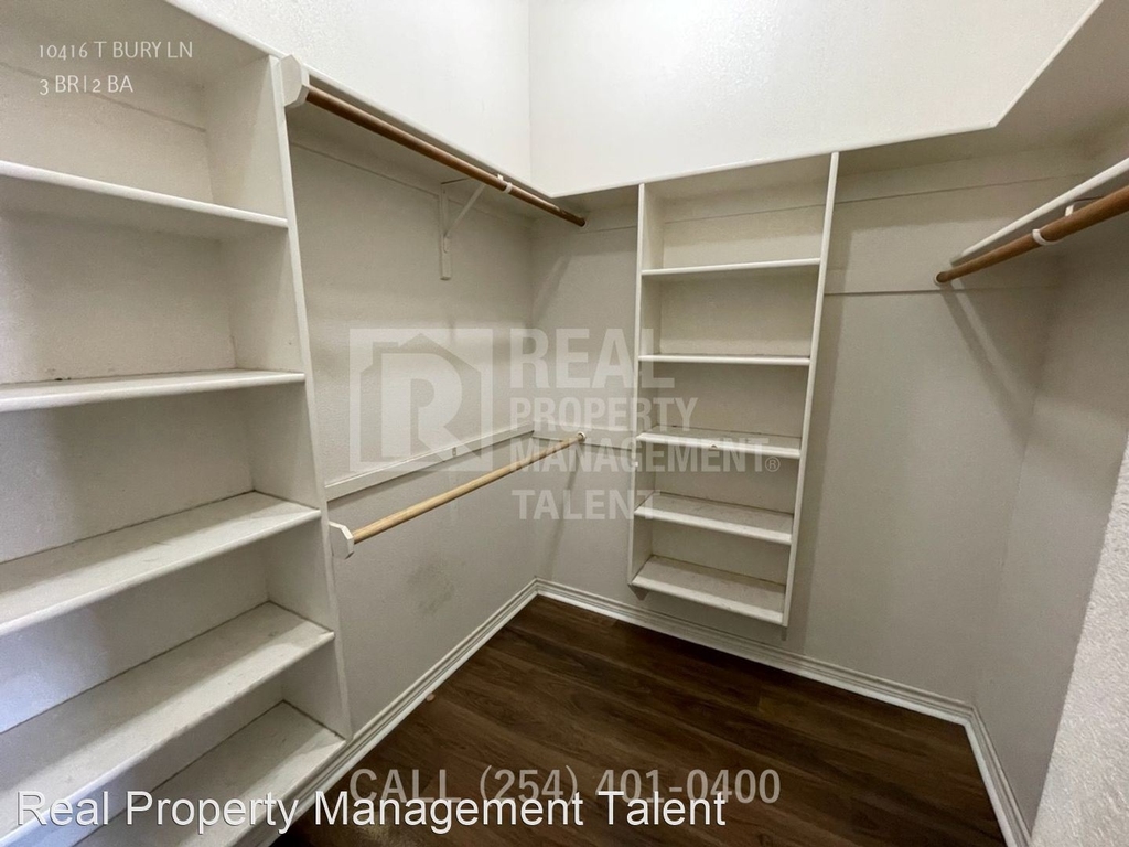 10416 T Bury Ln - Photo 11