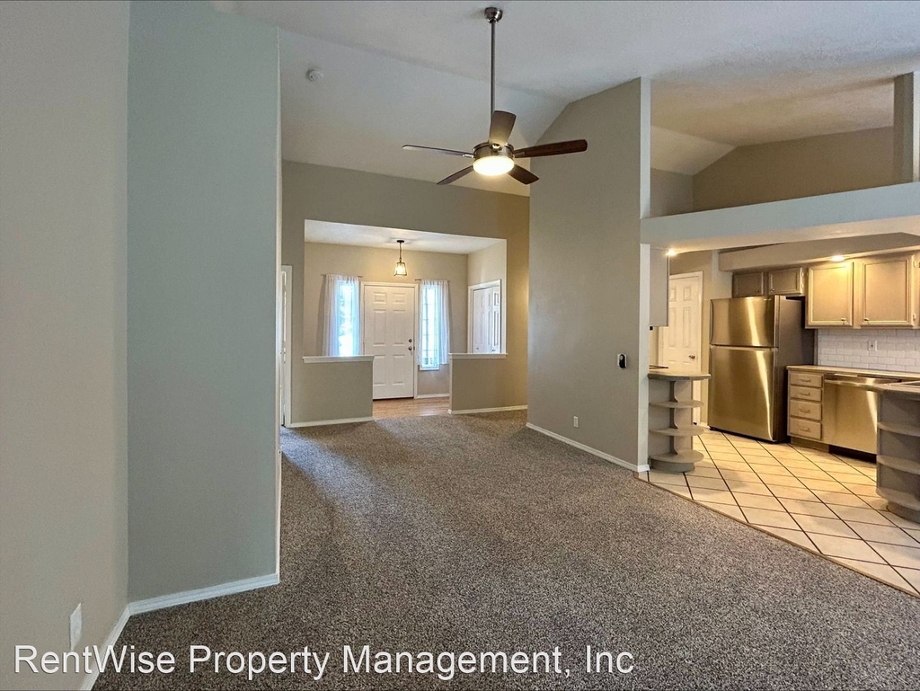 690 W Konavle Ct - Photo 2