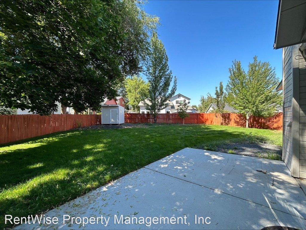 690 W Konavle Ct - Photo 16