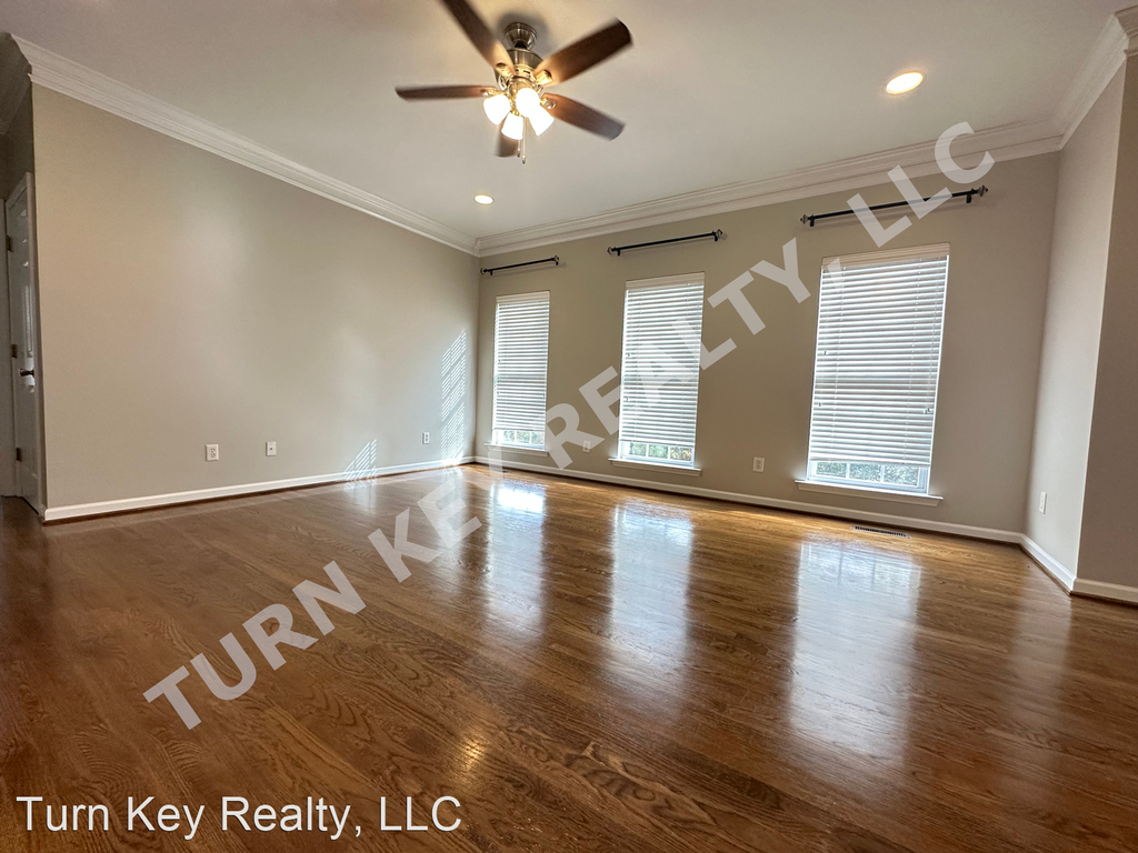 6320 Red Hawk Circle - Photo 2