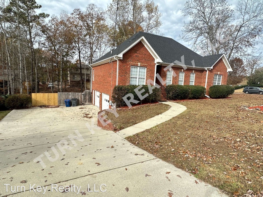 6320 Red Hawk Circle - Photo 1