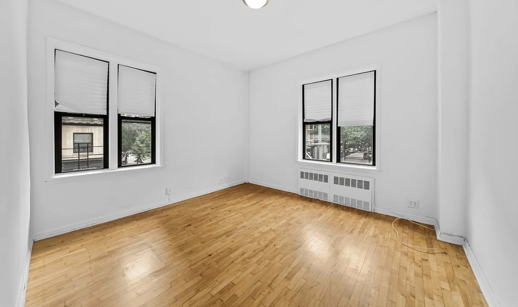 215 West 101st Street - Photo 4