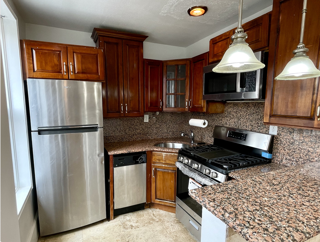 59-21 Calloway Street - Photo 4