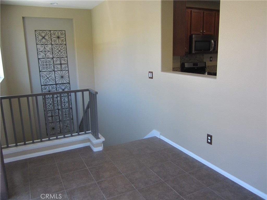 27940 Avalon Drive - Photo 5