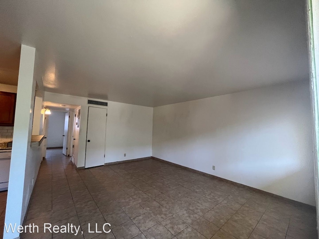 2333 E. Glenn Street - Photo 17