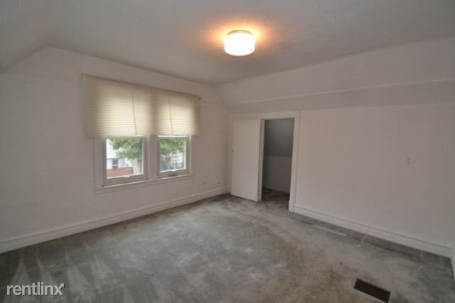 3239 N. Leavitt, Unit 8 - Photo 6